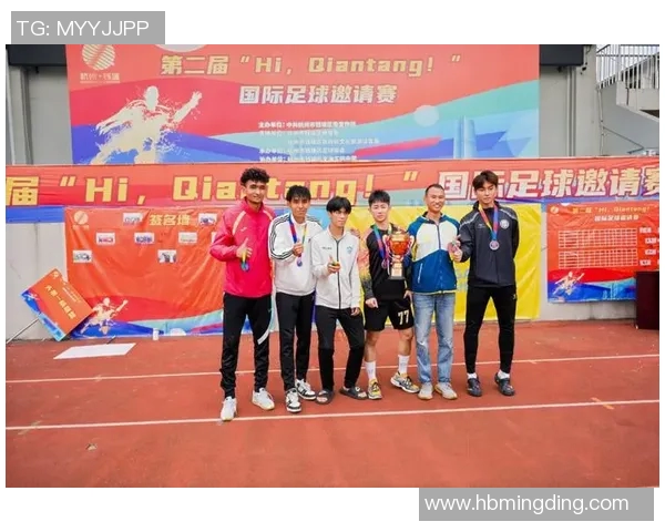 燃动绿茵激情点亮球迷梦想共赴足球星光璀璨氛围盛宴 燃动绿茵激情点亮球迷梦想共赴足球星光璀璨氛围盛宴